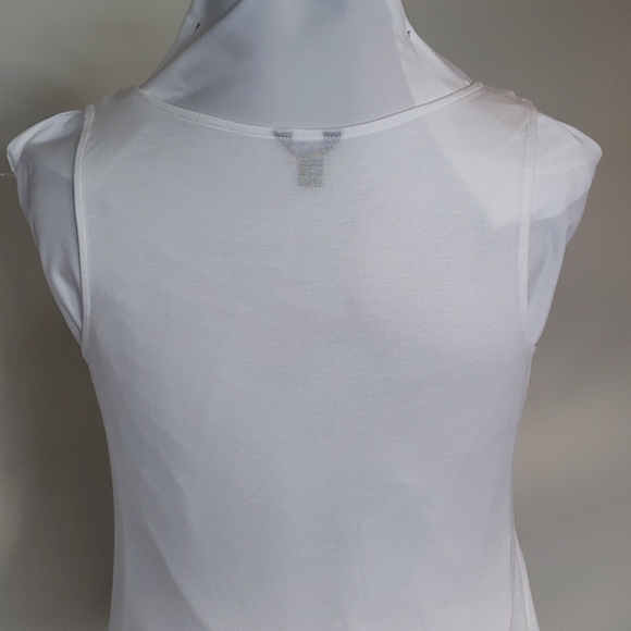 Ann Taylor Circular Embroidered Eyelet Shell - Picture 5 of 13